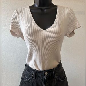 Abercrombie & Fitch Ribbed V Neck Bodysuit